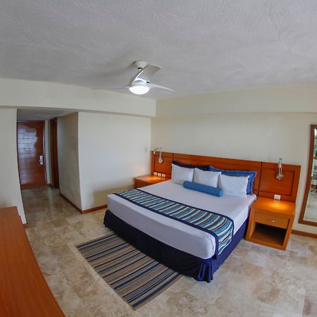 พลาซา เปลิกาโนส แกรนด์ บีช รีสอร์ต Hotel ปูแอร์โตบาญาร์ตา ภายนอก รูปภาพ