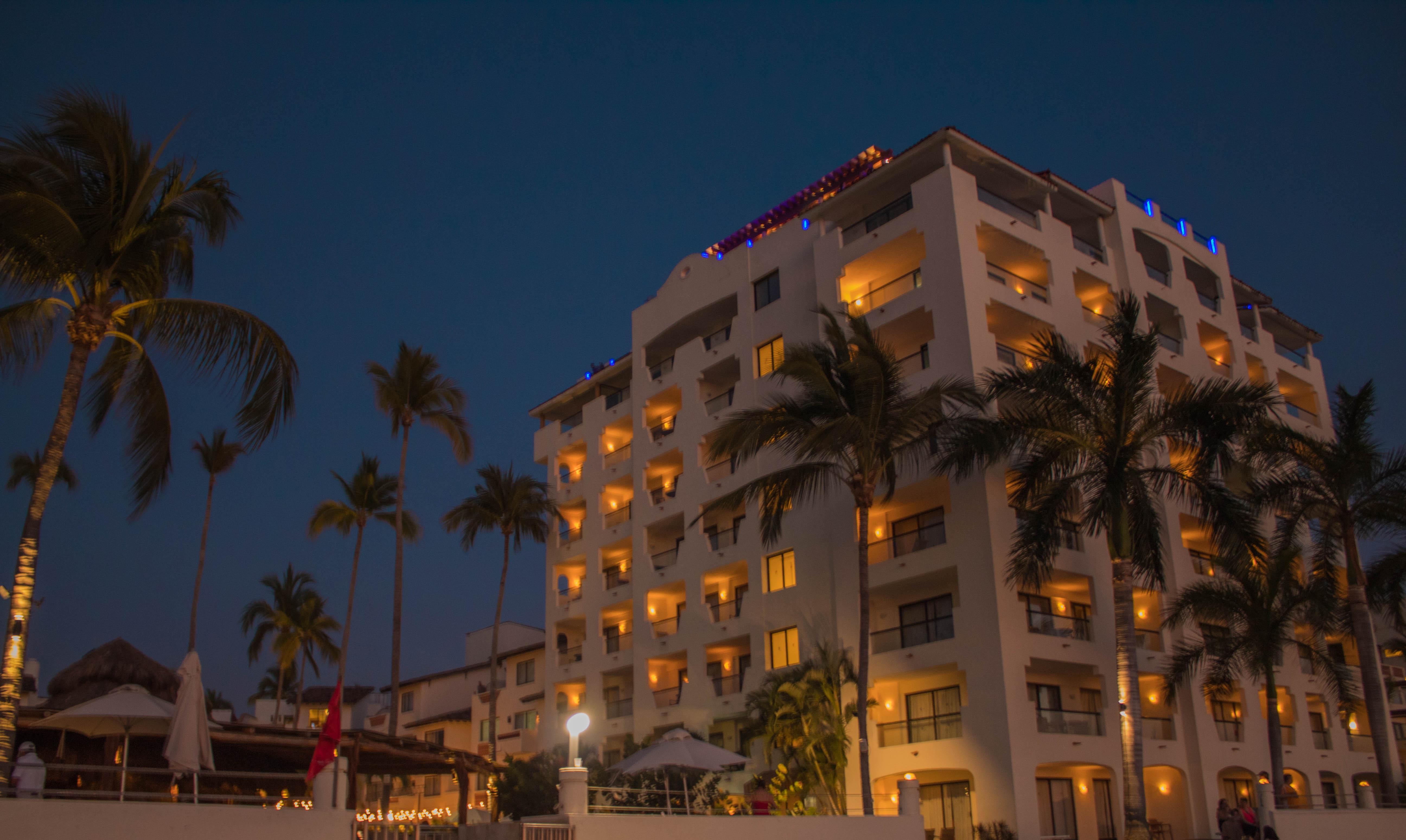 พลาซา เปลิกาโนส แกรนด์ บีช รีสอร์ต Hotel ปูแอร์โตบาญาร์ตา ภายนอก รูปภาพ