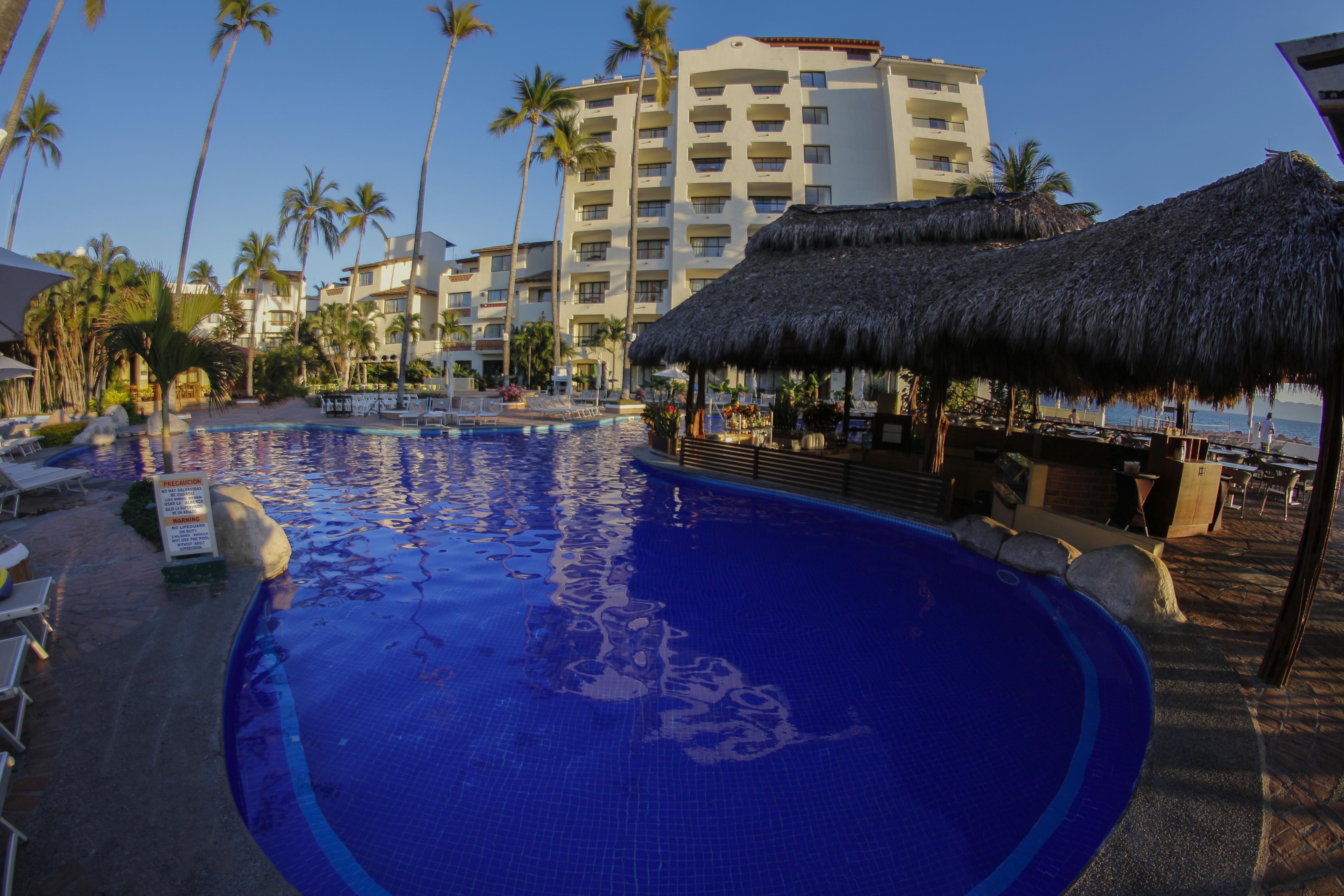 พลาซา เปลิกาโนส แกรนด์ บีช รีสอร์ต Hotel ปูแอร์โตบาญาร์ตา ภายนอก รูปภาพ