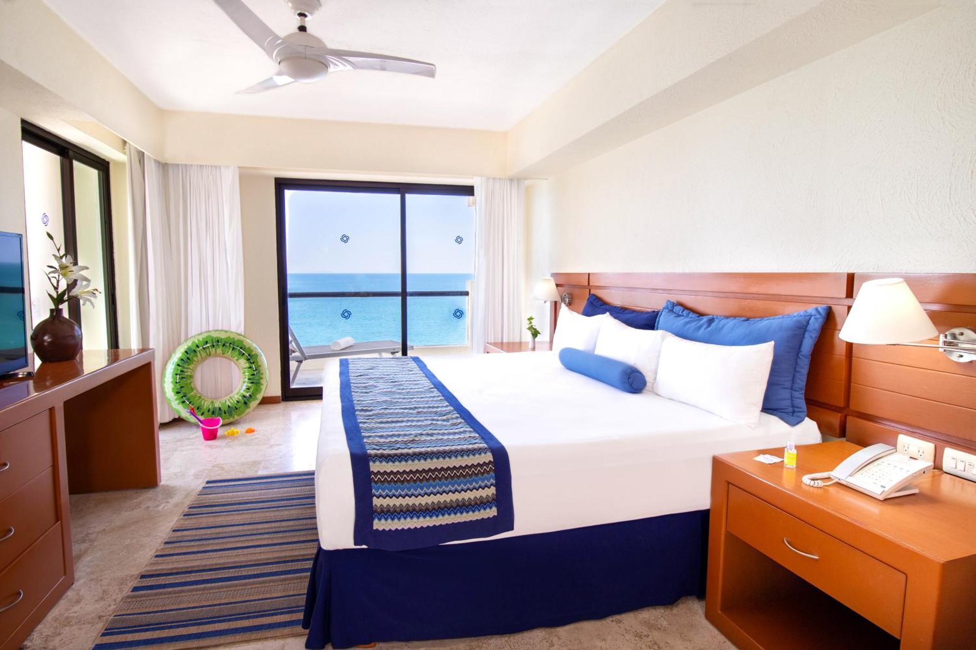 พลาซา เปลิกาโนส แกรนด์ บีช รีสอร์ต Hotel ปูแอร์โตบาญาร์ตา ภายนอก รูปภาพ