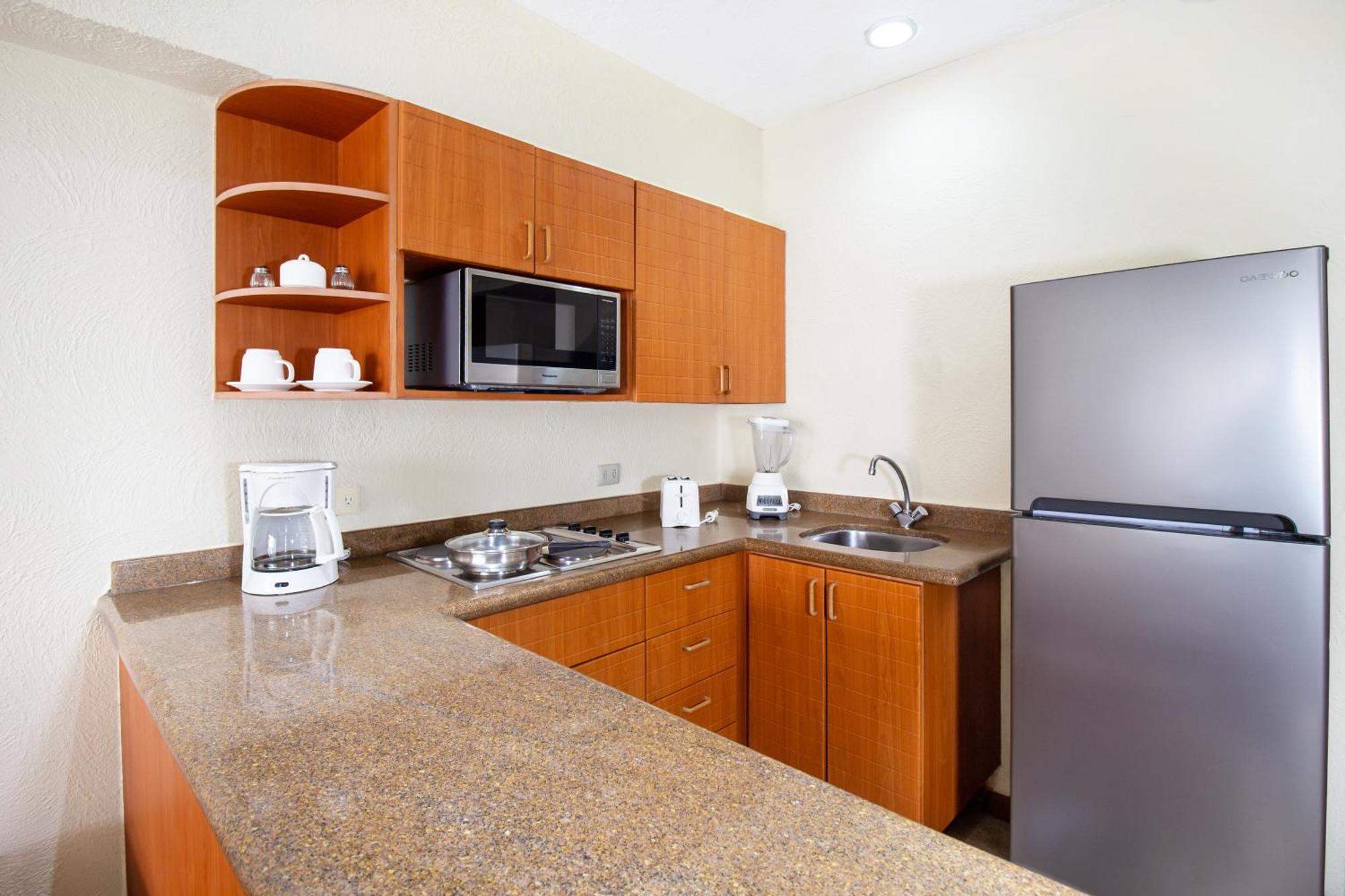 พลาซา เปลิกาโนส แกรนด์ บีช รีสอร์ต Hotel ปูแอร์โตบาญาร์ตา ภายนอก รูปภาพ