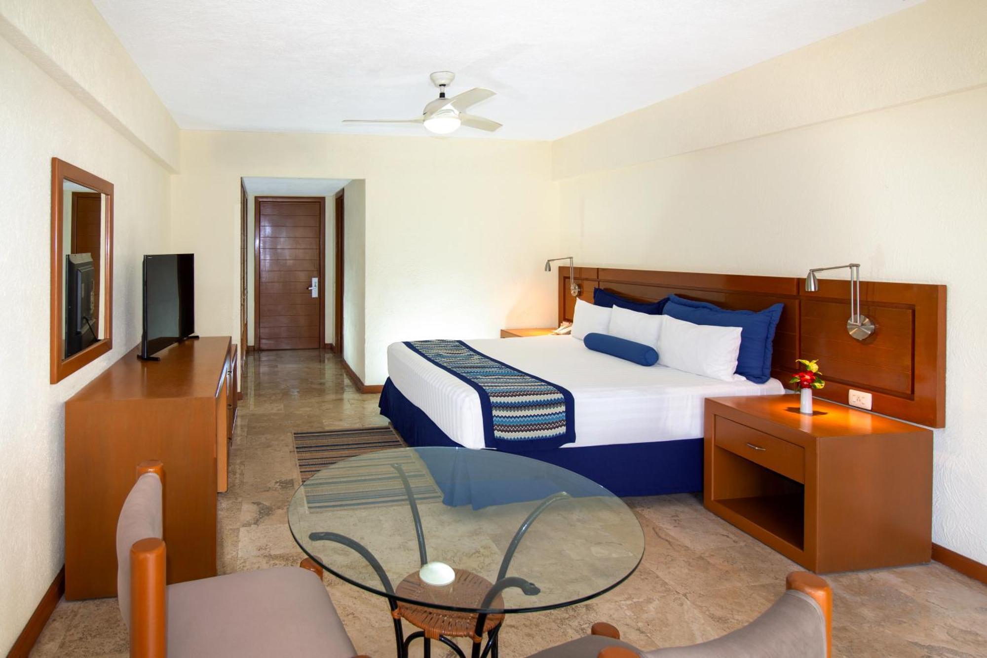 พลาซา เปลิกาโนส แกรนด์ บีช รีสอร์ต Hotel ปูแอร์โตบาญาร์ตา ภายนอก รูปภาพ